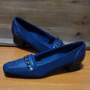 Life Stride Navy Nice Suede Croc Embossed Loafers